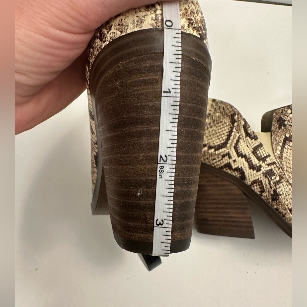 Vince Camuto Gradina Booties Snake Print Size 6.5 - Picture 13 of 15